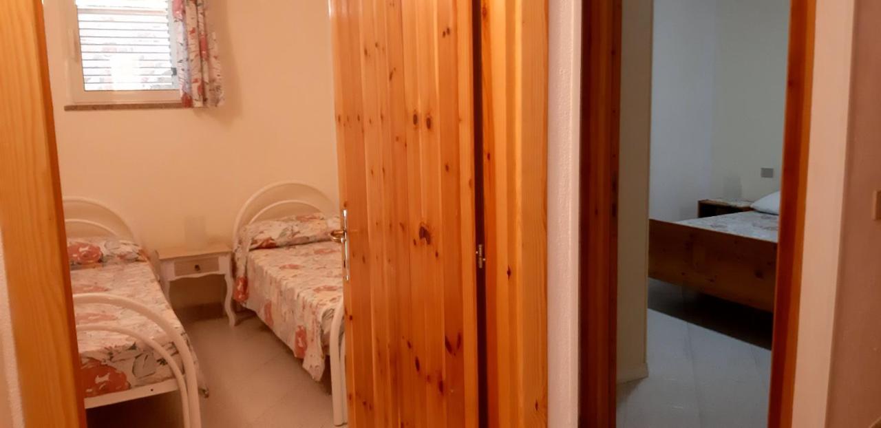 لا كاليتا Phiniscollis B&B المظهر الخارجي الصورة