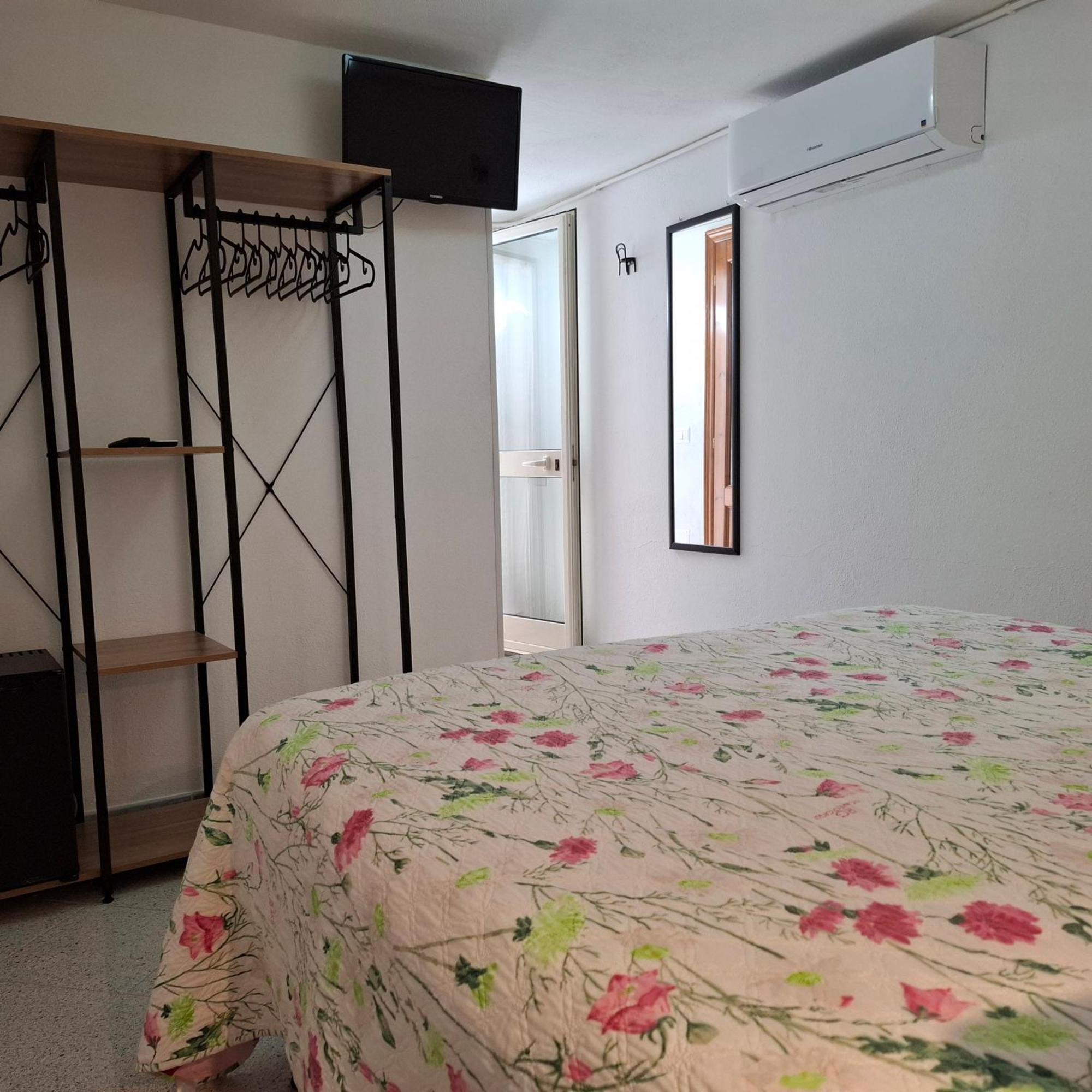 لا كاليتا Phiniscollis B&B المظهر الخارجي الصورة